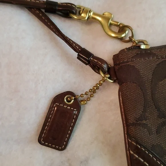 Coach Brown Classic C Print Zip Wristlet - Picture 3 of 5